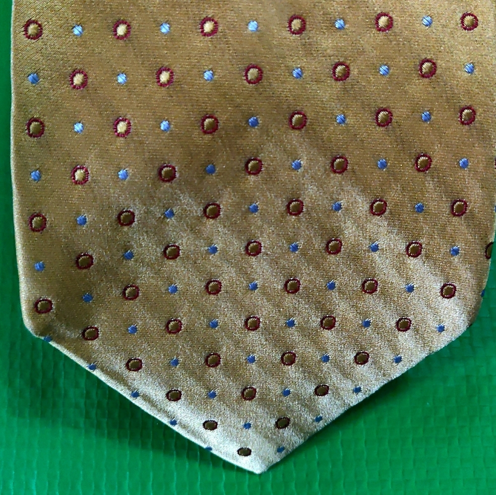 Hugo Boss 💯%Silk Tie Made in Italy